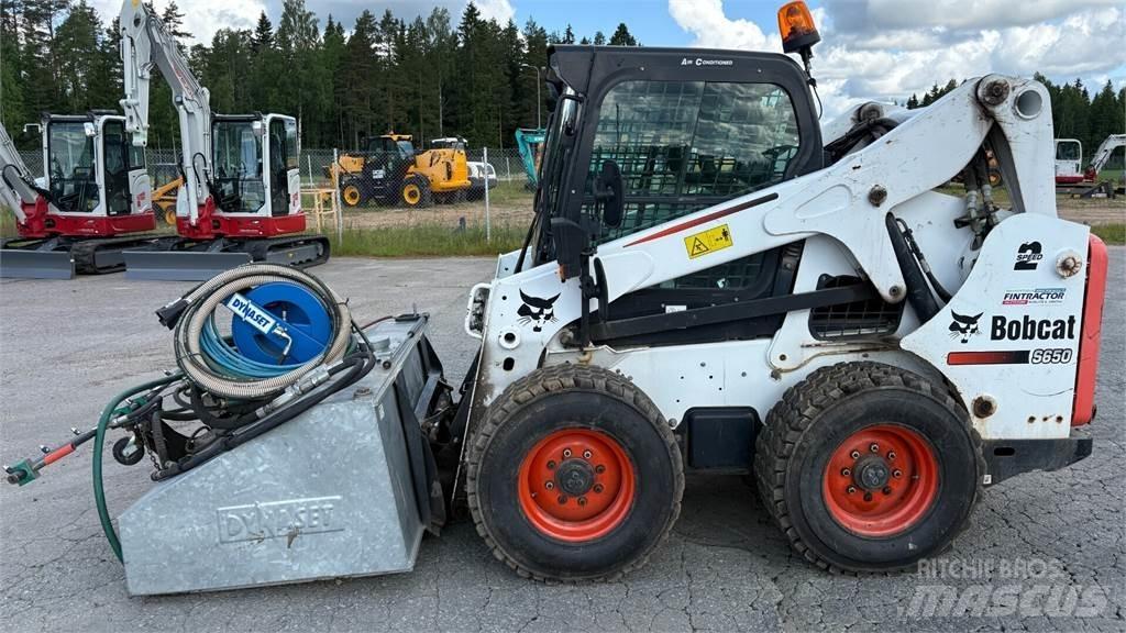 Bobcat S650 Міні-навантажувачі