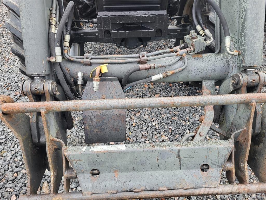 Case IH 4240 XL Трактори