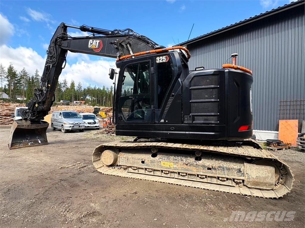 CAT 325 Гусеничні екскаватори