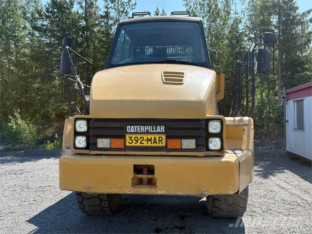 CAT 730 Зчленовані самоскиди