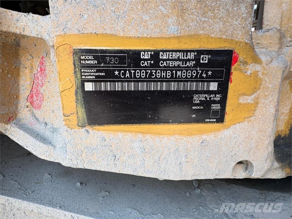 CAT 730 Зчленовані самоскиди
