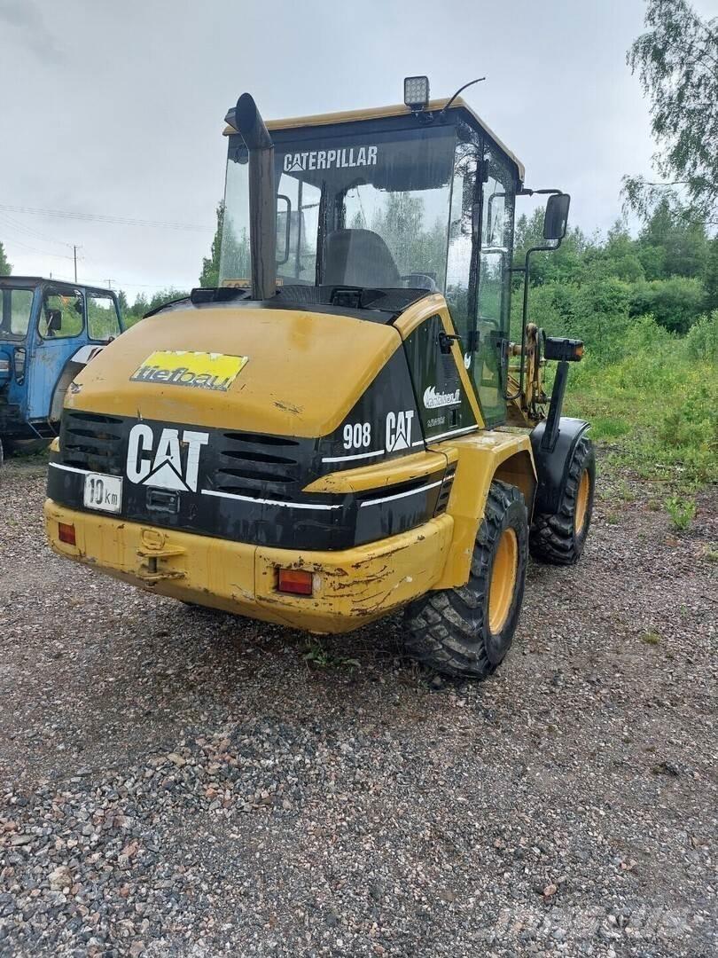 CAT 908 Фронтальні навантажувачі