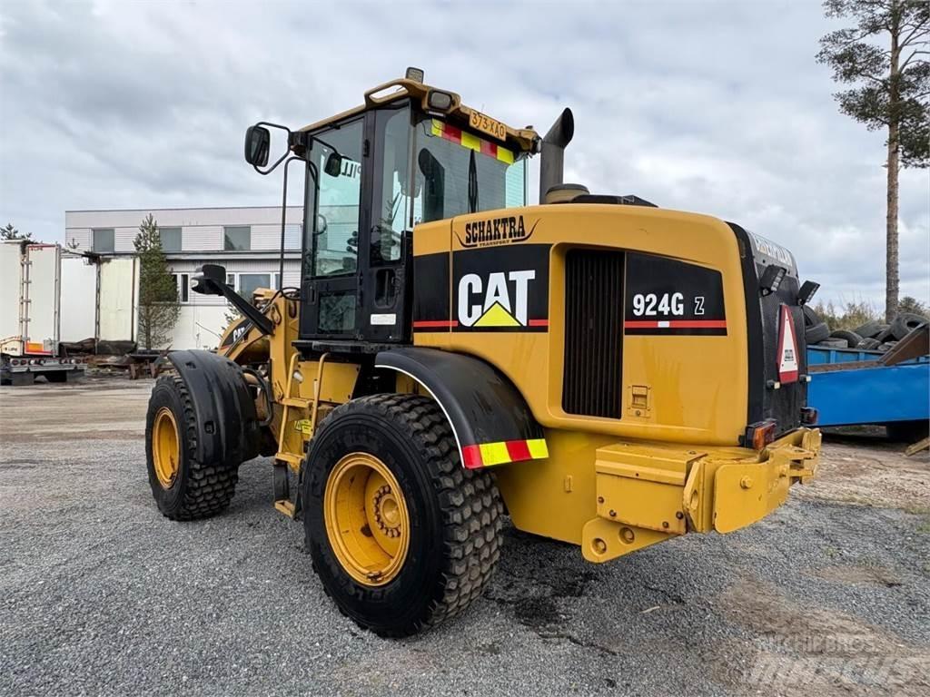 CAT 924 G z Фронтальні навантажувачі