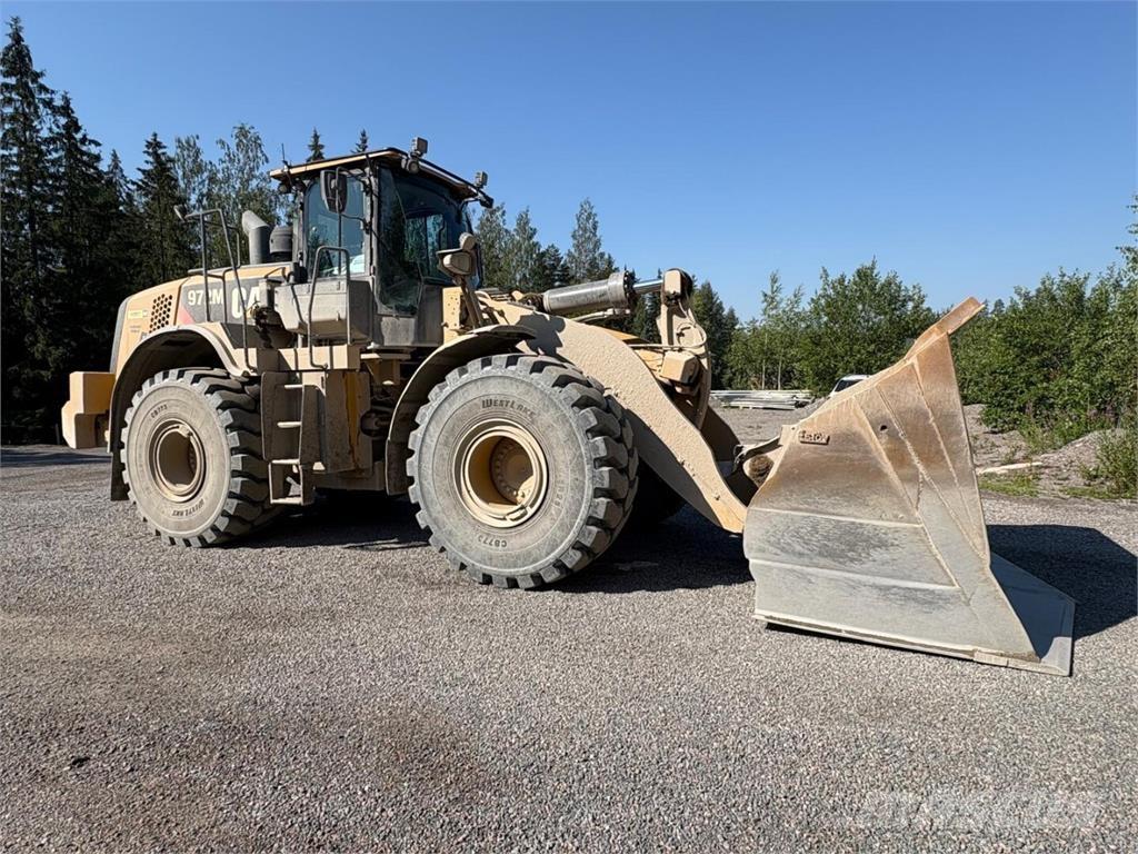 CAT 972 M Фронтальні навантажувачі