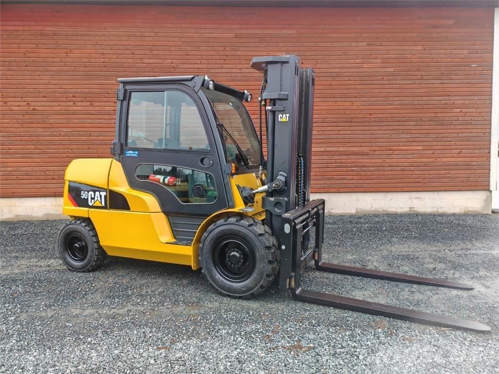CAT DP50NT Дизельні навантажувачі