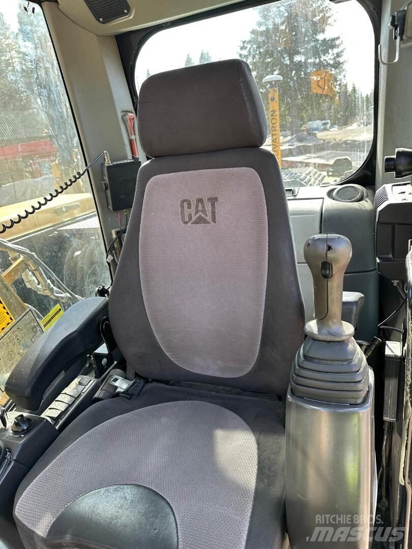 CAT M 316 D Колісні екскаватори