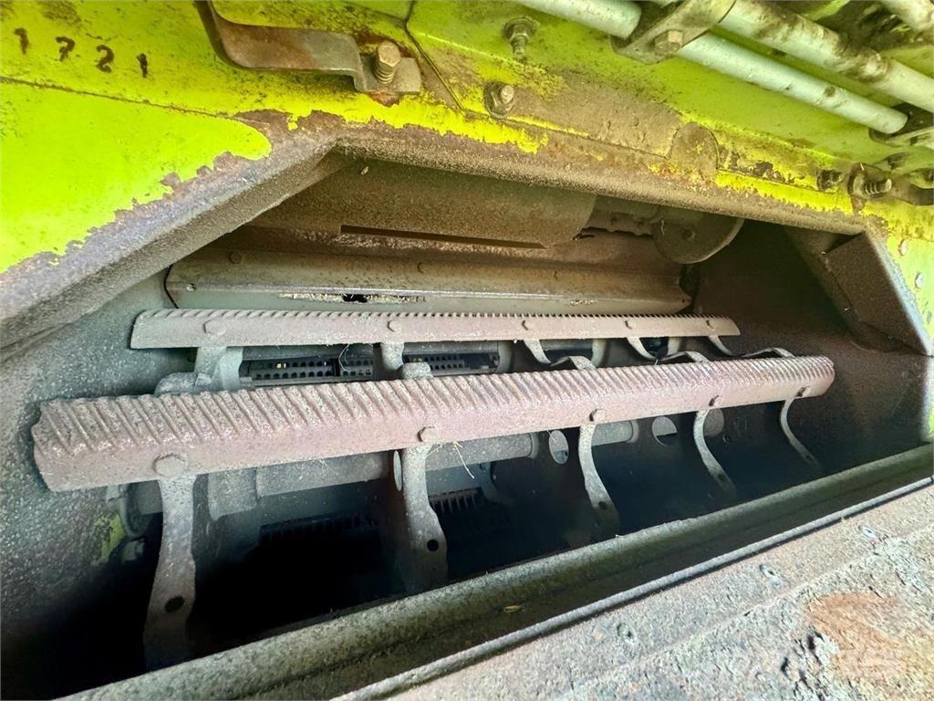 CLAAS 48 Зернозбиральні комбайни