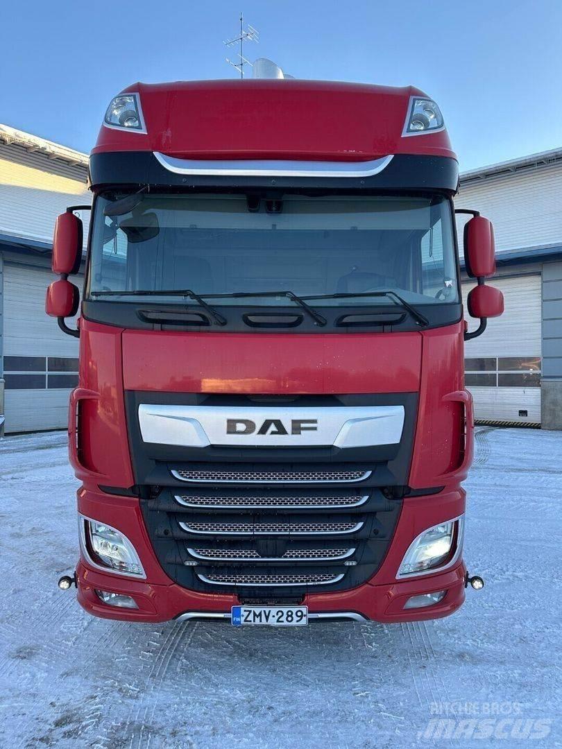 DAF XF 530 6x4 Тягачі