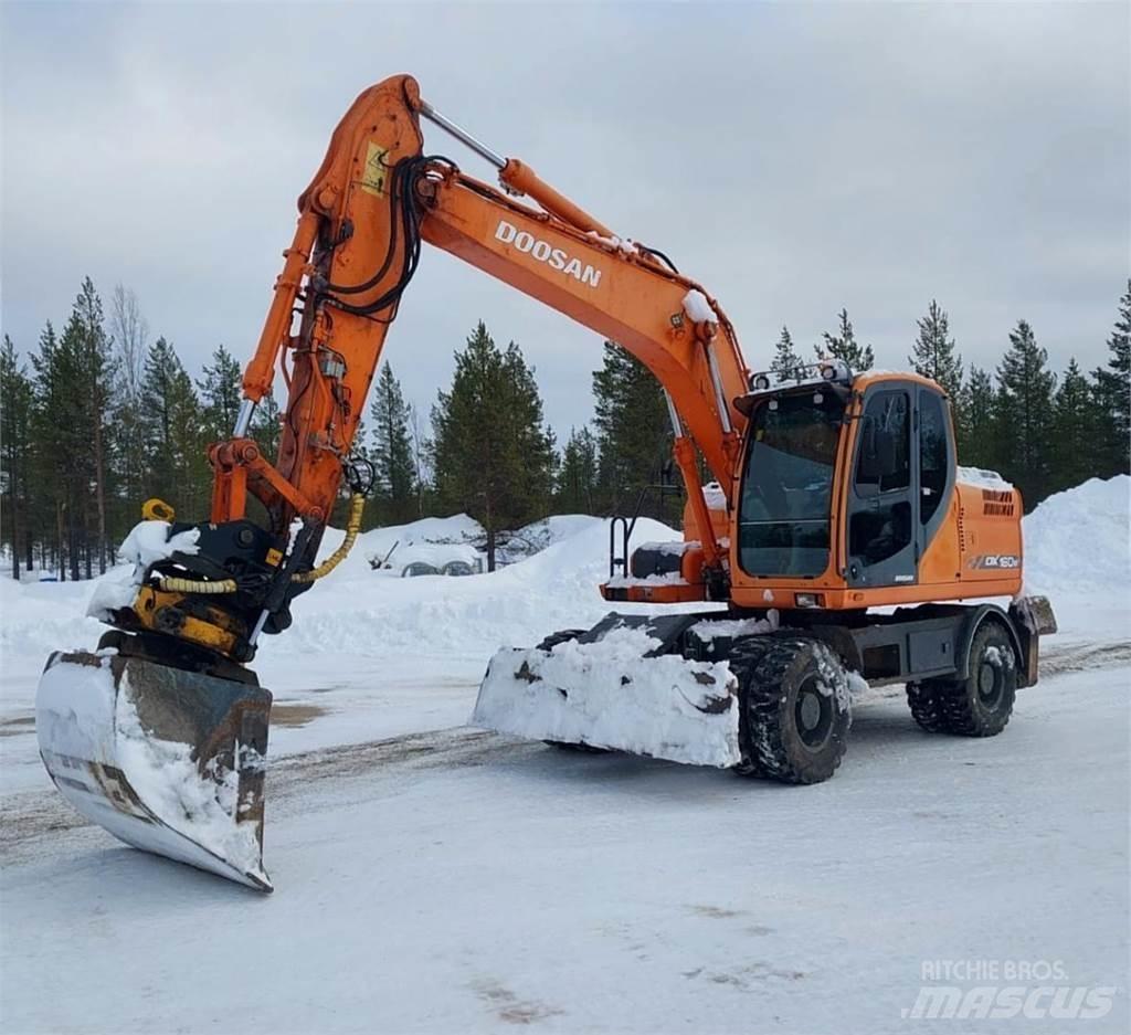 Doosan DX160W Гусеничні екскаватори