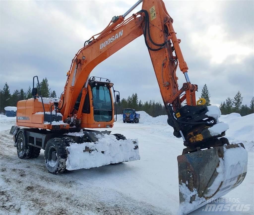 Doosan DX160W Гусеничні екскаватори