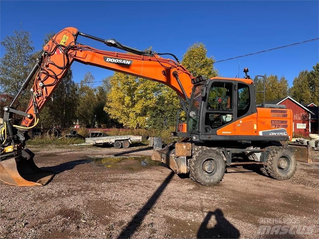 Doosan DX170W-5 Колісні екскаватори