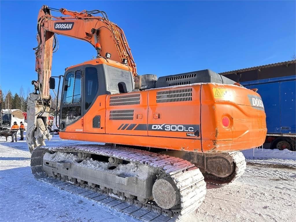 Doosan DX300 LC-3 Гусеничні екскаватори