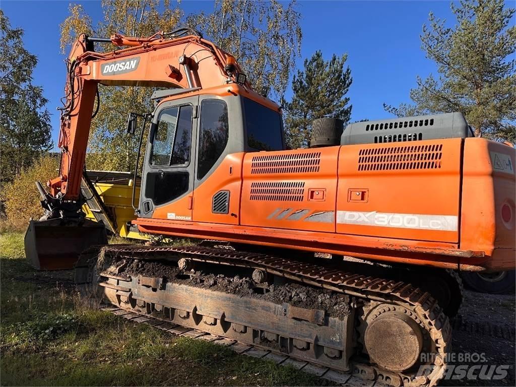 Doosan DX300 LC-3 Гусеничні екскаватори