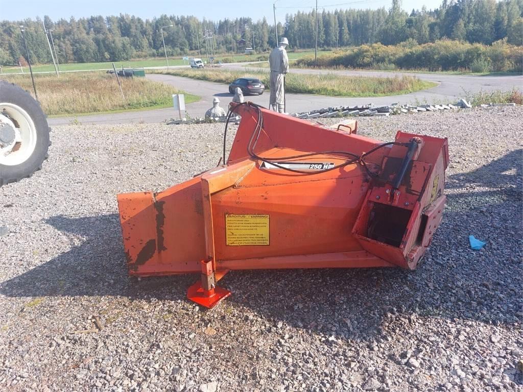 Esko 251 Інше дорожнє і снігозбиральне обладнання