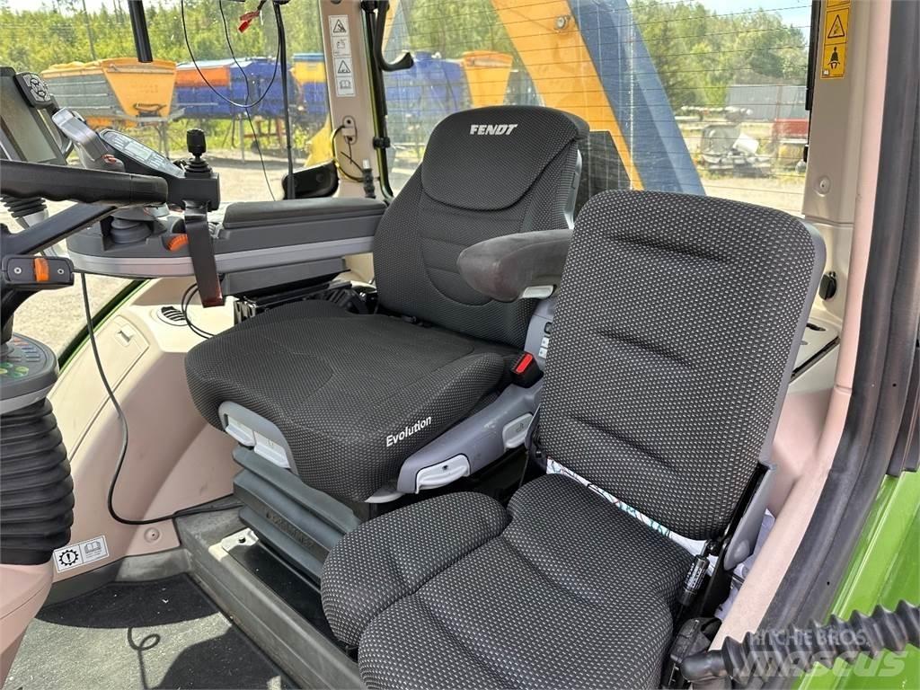 Fendt 516 VARIO Трактори