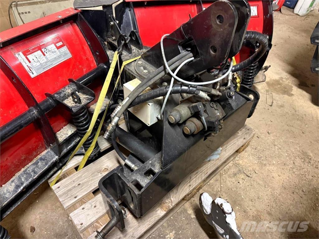 Hilltip Aura Снігоочищувальні ножі та плуги