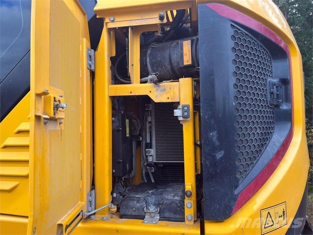 JCB 245XR Гусеничні екскаватори