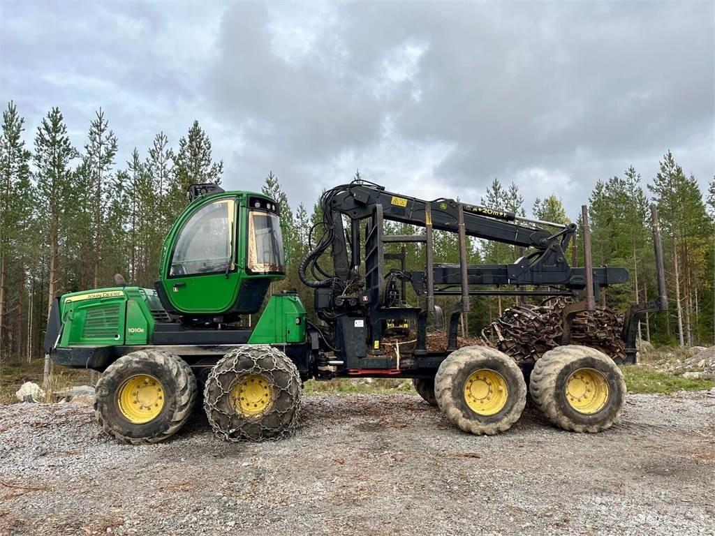 John Deere 1010E Форвардери