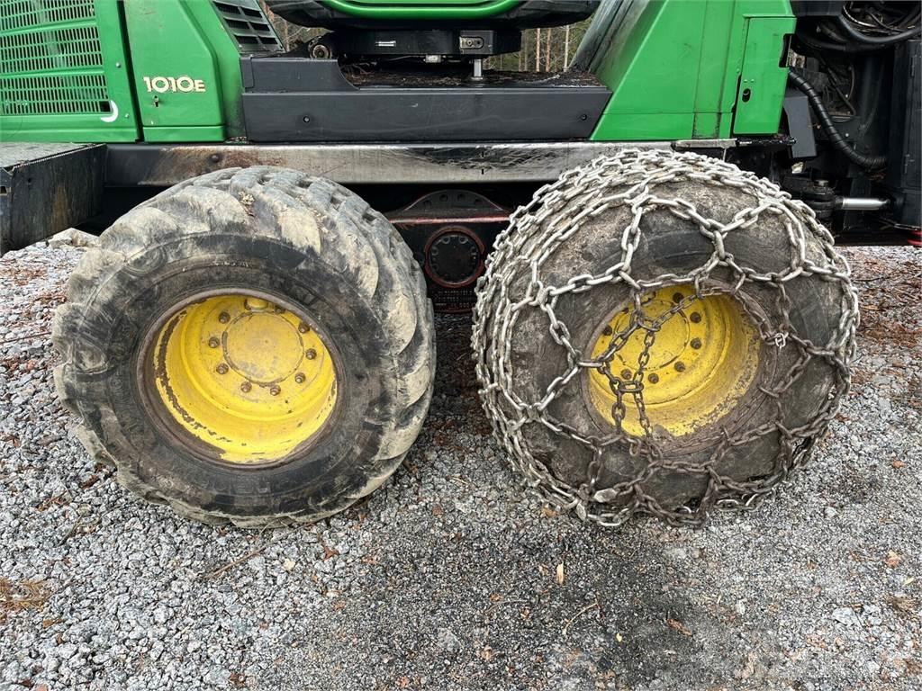John Deere 1010E Форвардери