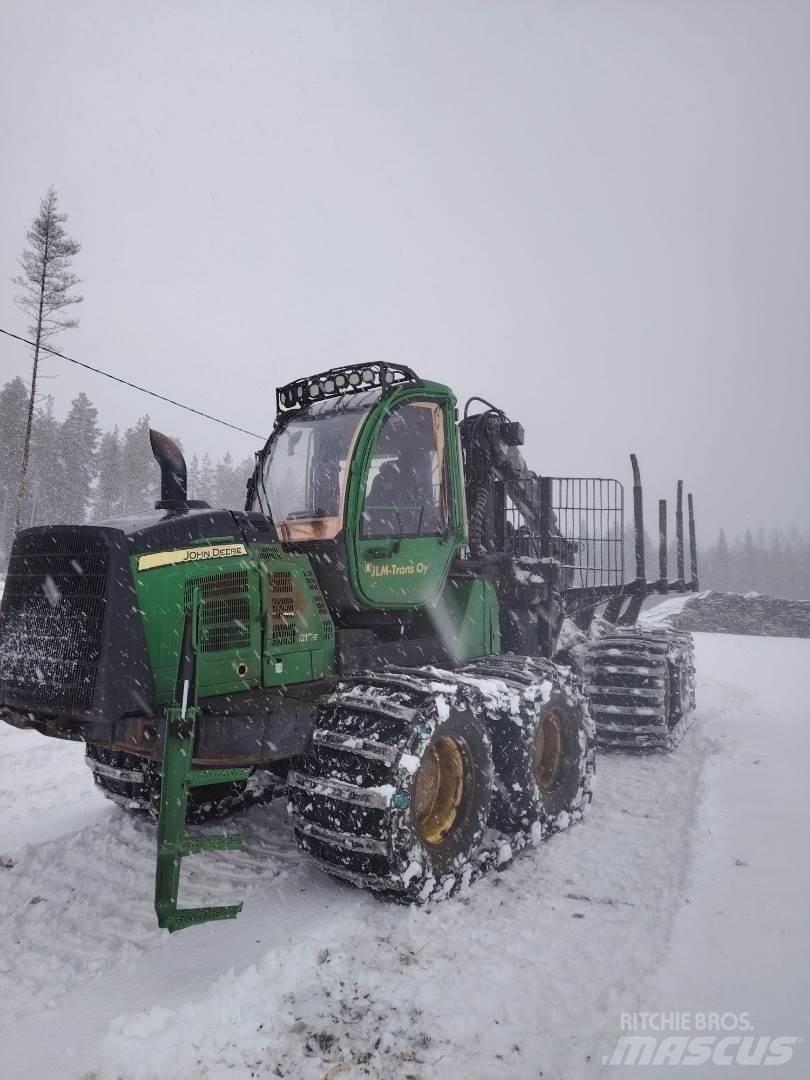 John Deere 1210E Форвардери