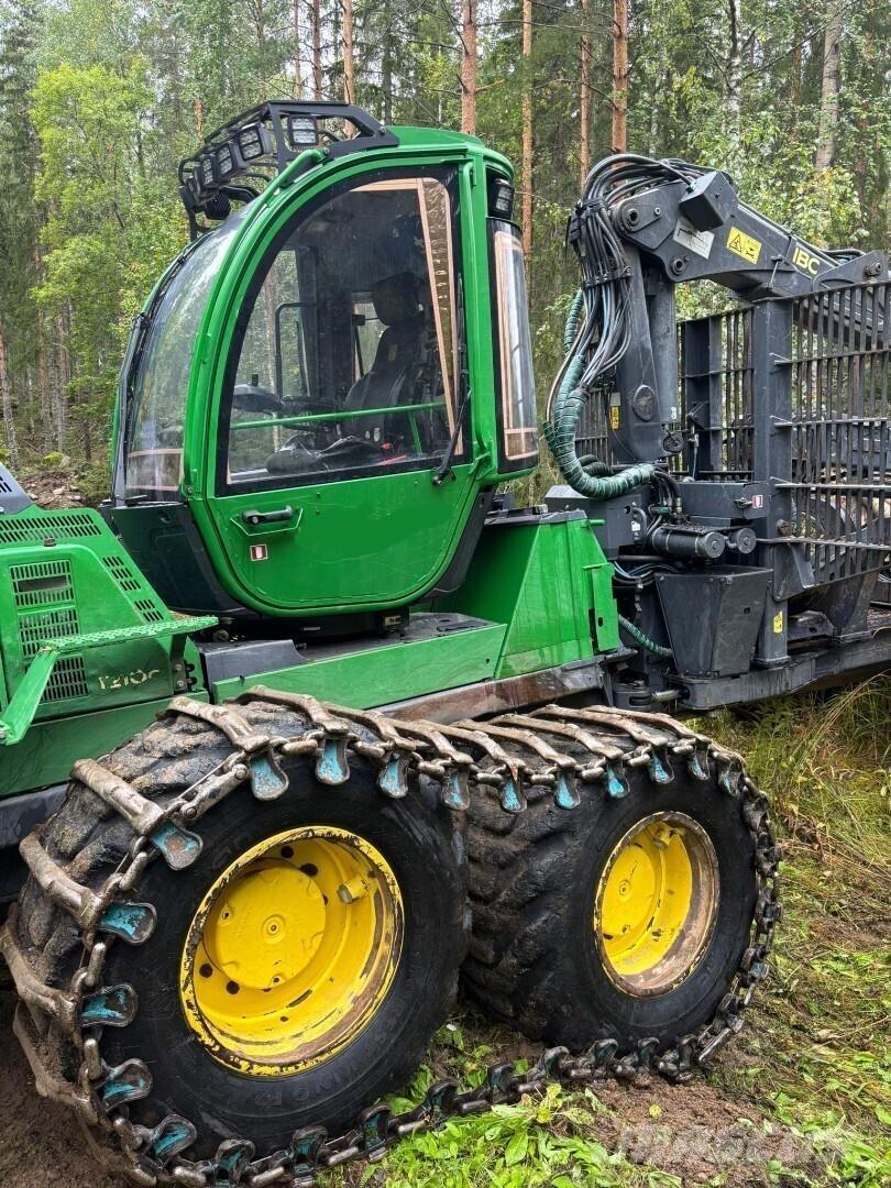 John Deere 1210G Форвардери