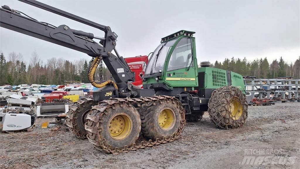 John Deere 1270 D Харвестери