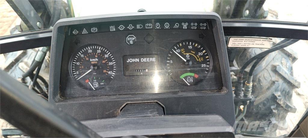 John Deere 6400 Трактори