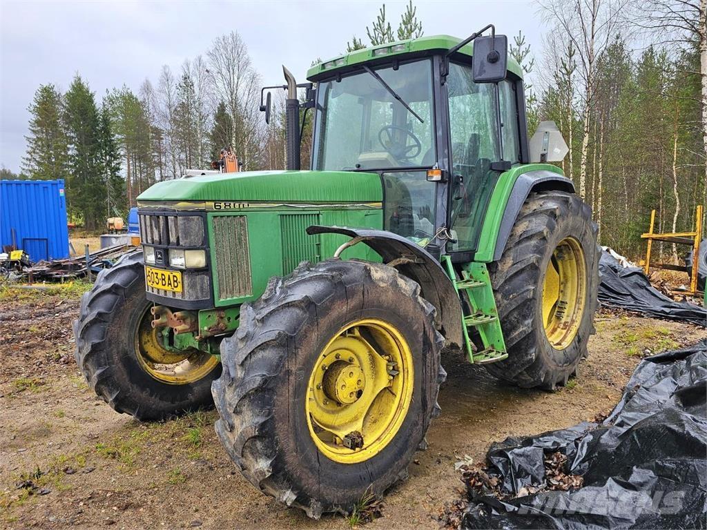 John Deere 6800 Трактори