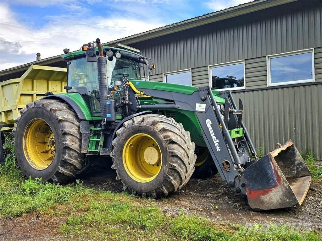 John Deere 7930 Трактори