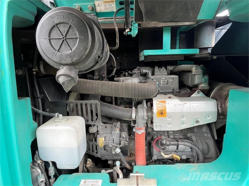Kobelco SK75SR Середні екскаватори 7т. - 12т.