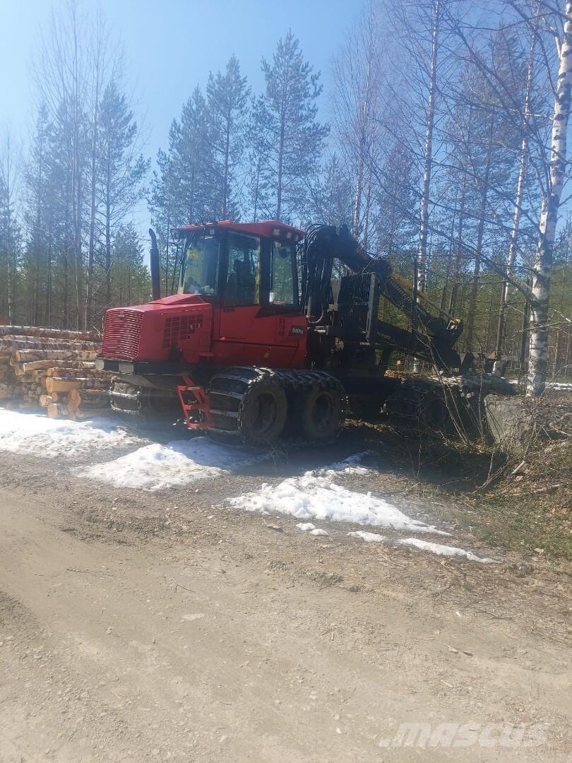 Komatsu 840 TX Форвардери