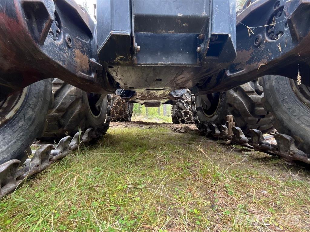 Komatsu 901 Харвестери