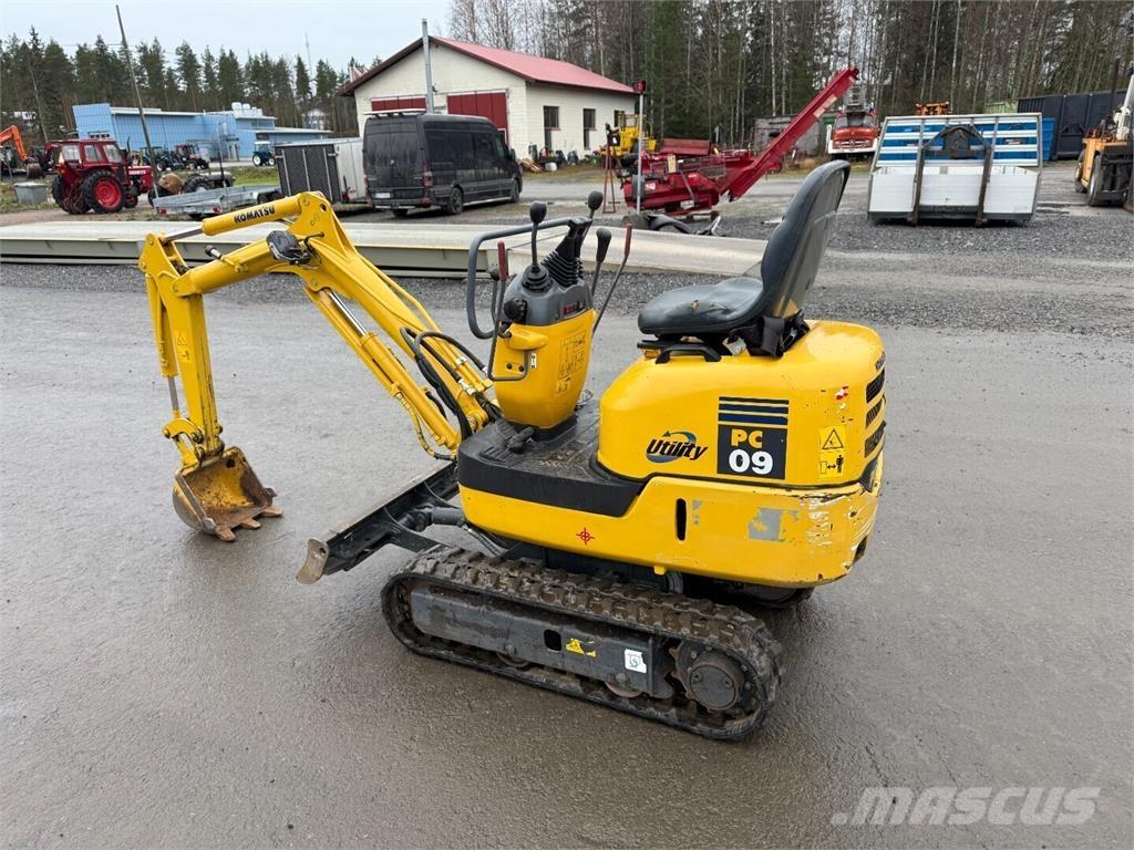 Komatsu PC09 Міні-екскаватори < 7т