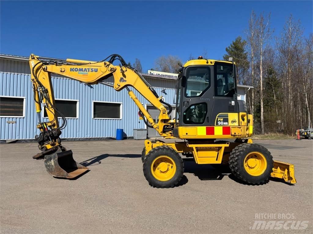Komatsu PW 98MR-6 Колісні екскаватори