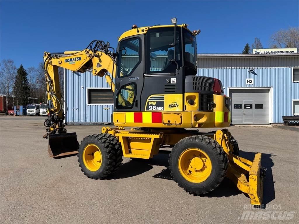 Komatsu PW 98MR-6 Колісні екскаватори