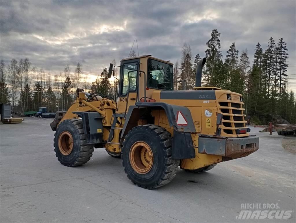 Komatsu WA 380-3H Фронтальні навантажувачі