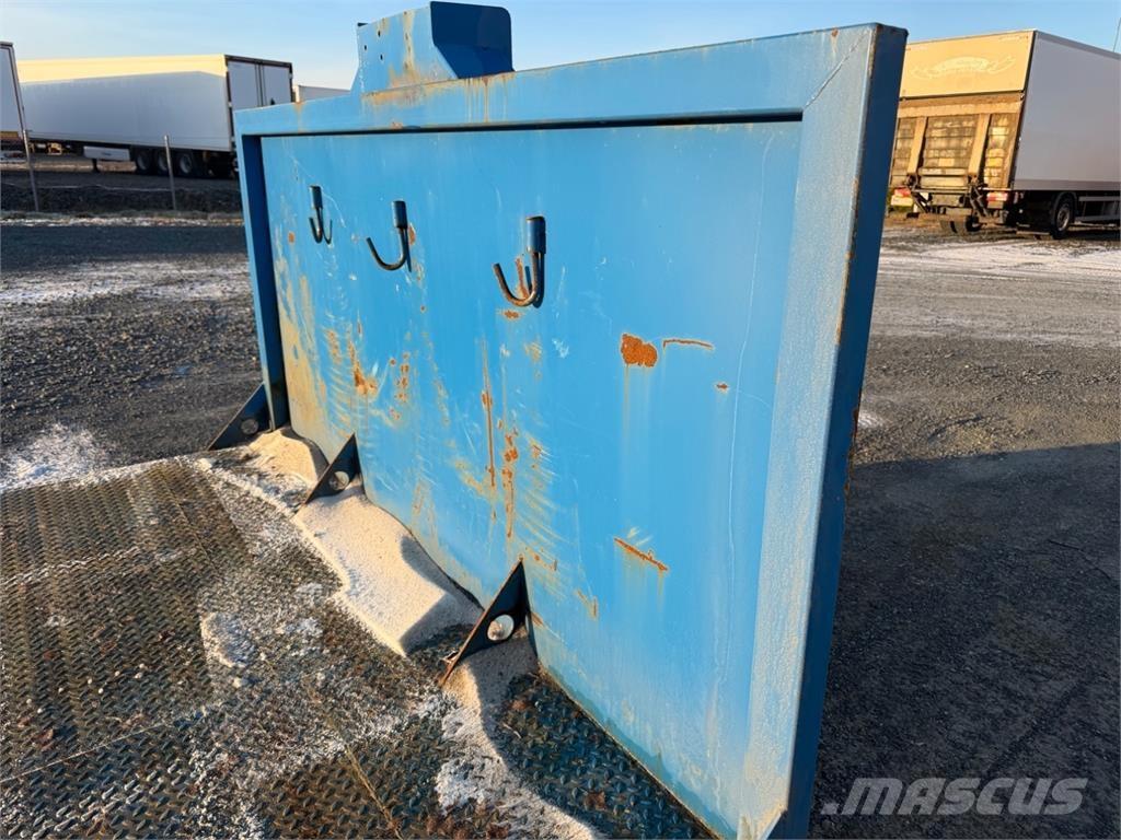  Konelava 7.1m Платформи