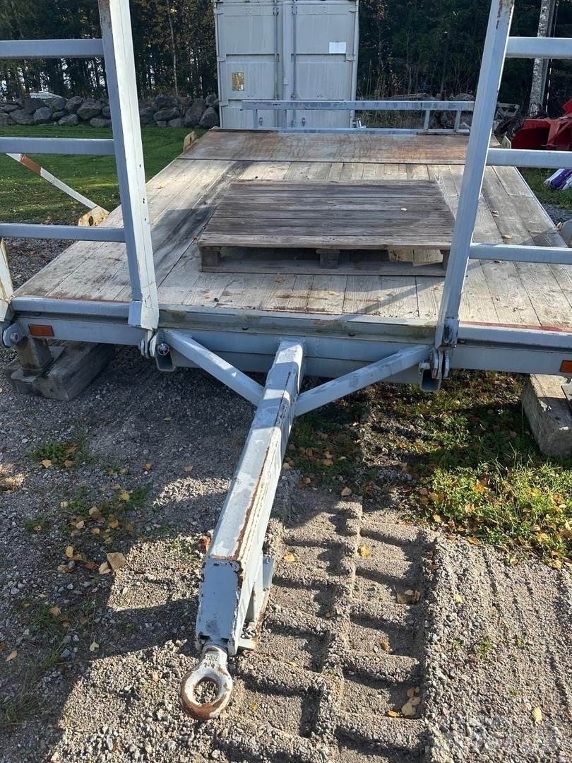  Kuljetuslavetti Інші причепи