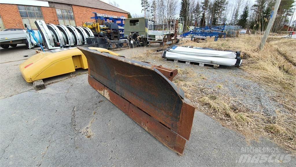  Lana hydraulinen Інше дорожнє і снігозбиральне обладнання
