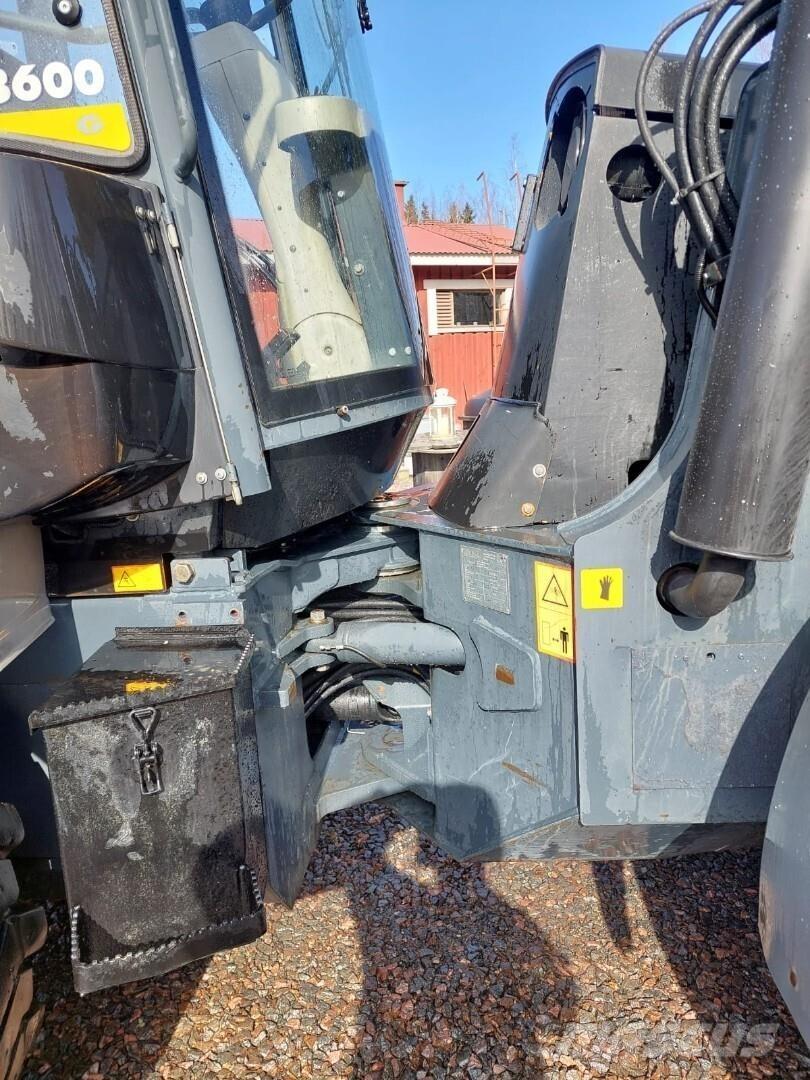 Lännen 8600 G Екскаватори-навантажувачі