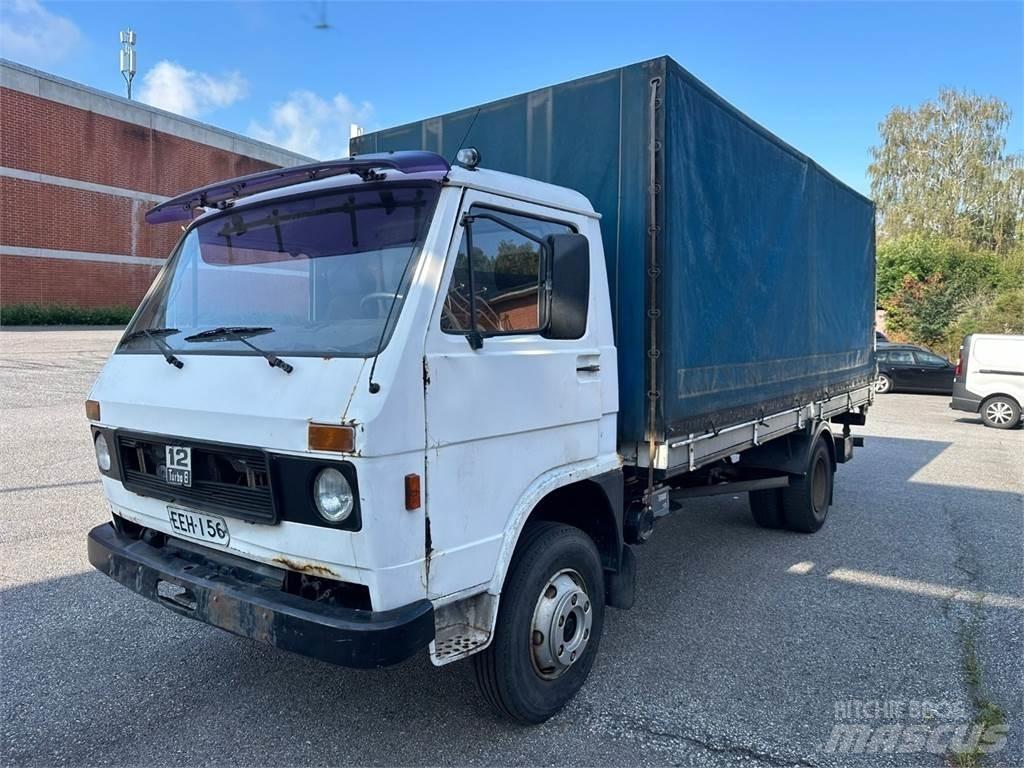 MAN Vw 9.136 Тентовані вантажівки