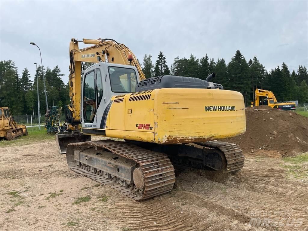 New Holland E215B Гусеничні екскаватори