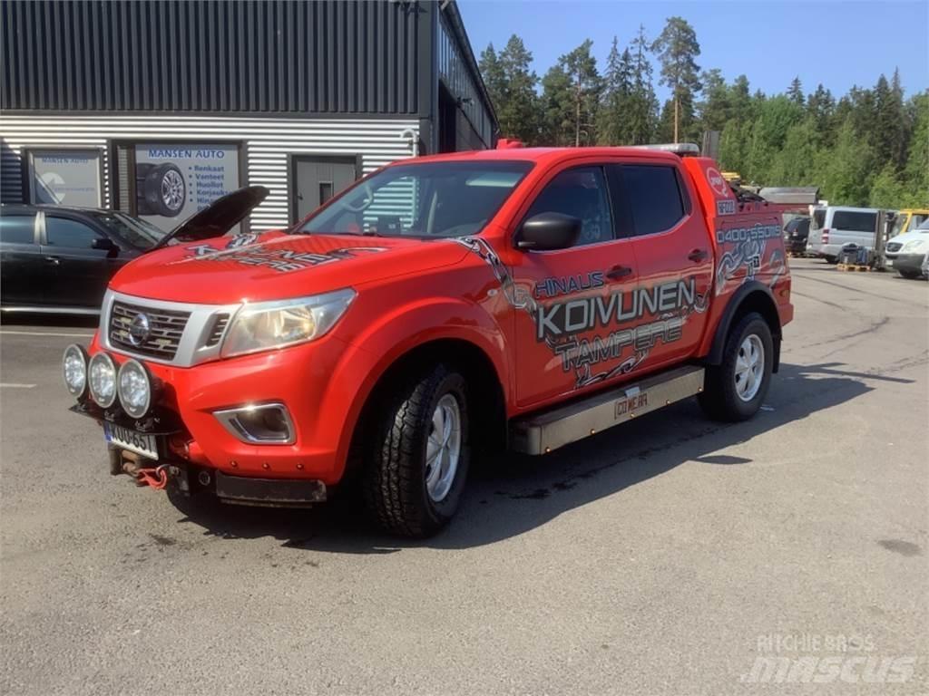 Nissan Navara 4X4 Трейлери колесного транспортного засобу