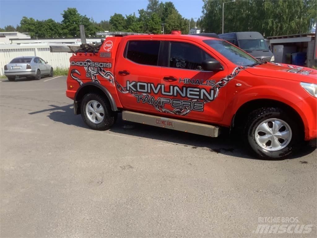 Nissan Navara 4X4 Трейлери колесного транспортного засобу