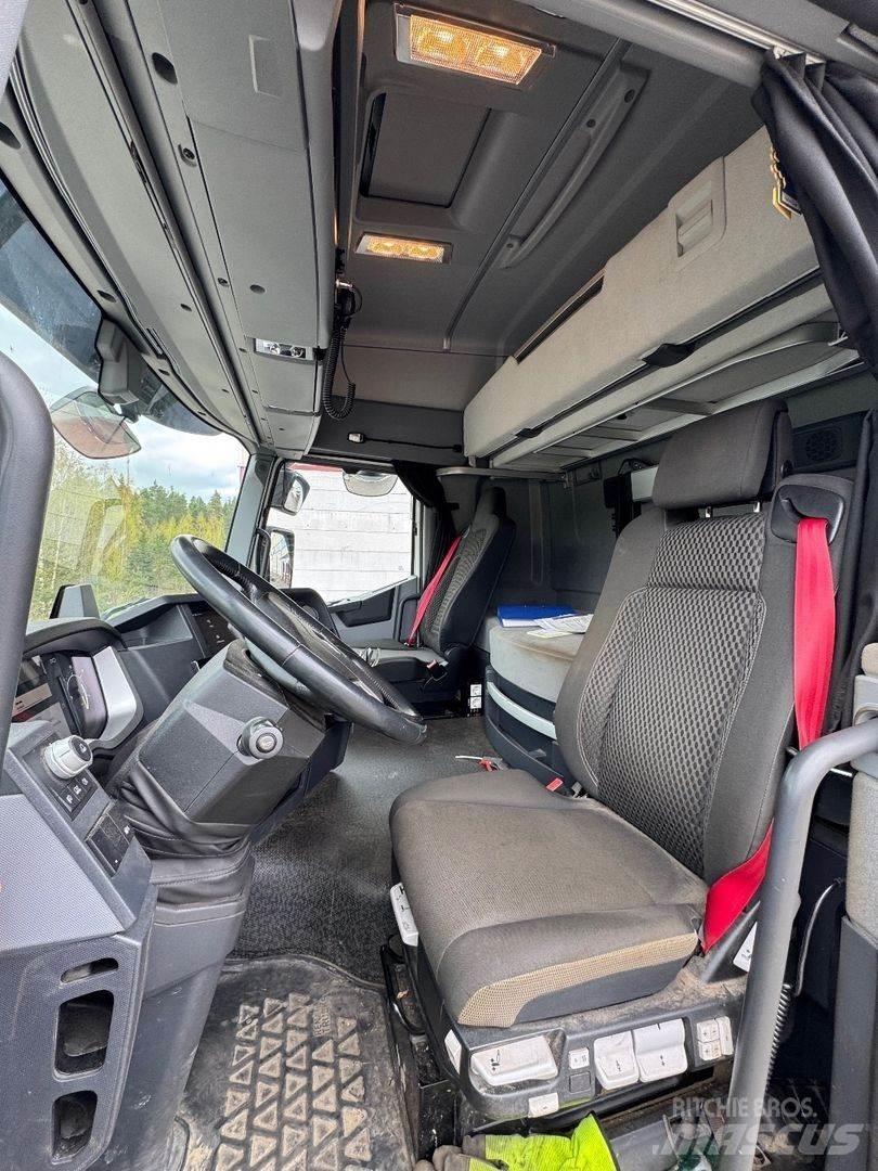 Renault T440 6x2 Тягачі