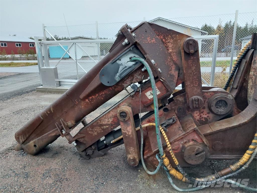 Sandvik TORO 0011 Фронтальні навантажувачі