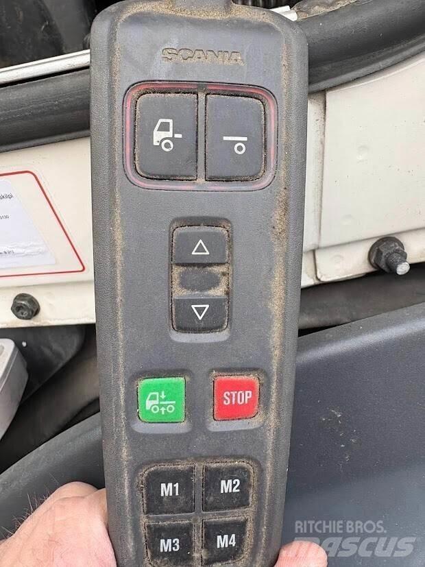 Scania G360 Фургони