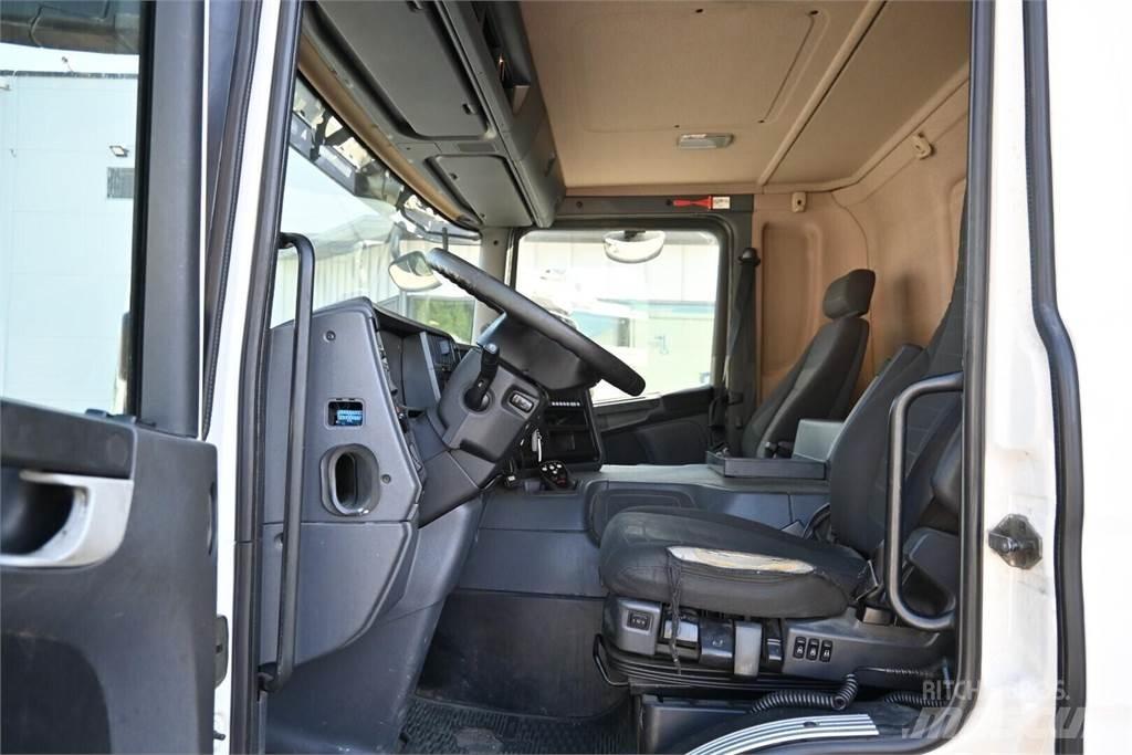 Scania P320 4x2 Фургони
