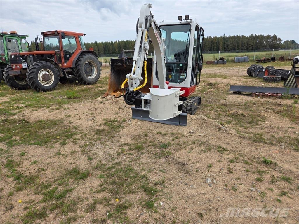 Takeuchi TB216 Міні-екскаватори < 7т