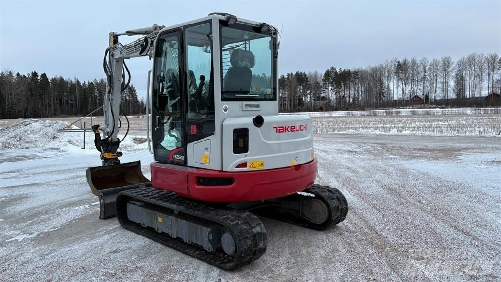Takeuchi TB257FR Міні-екскаватори < 7т